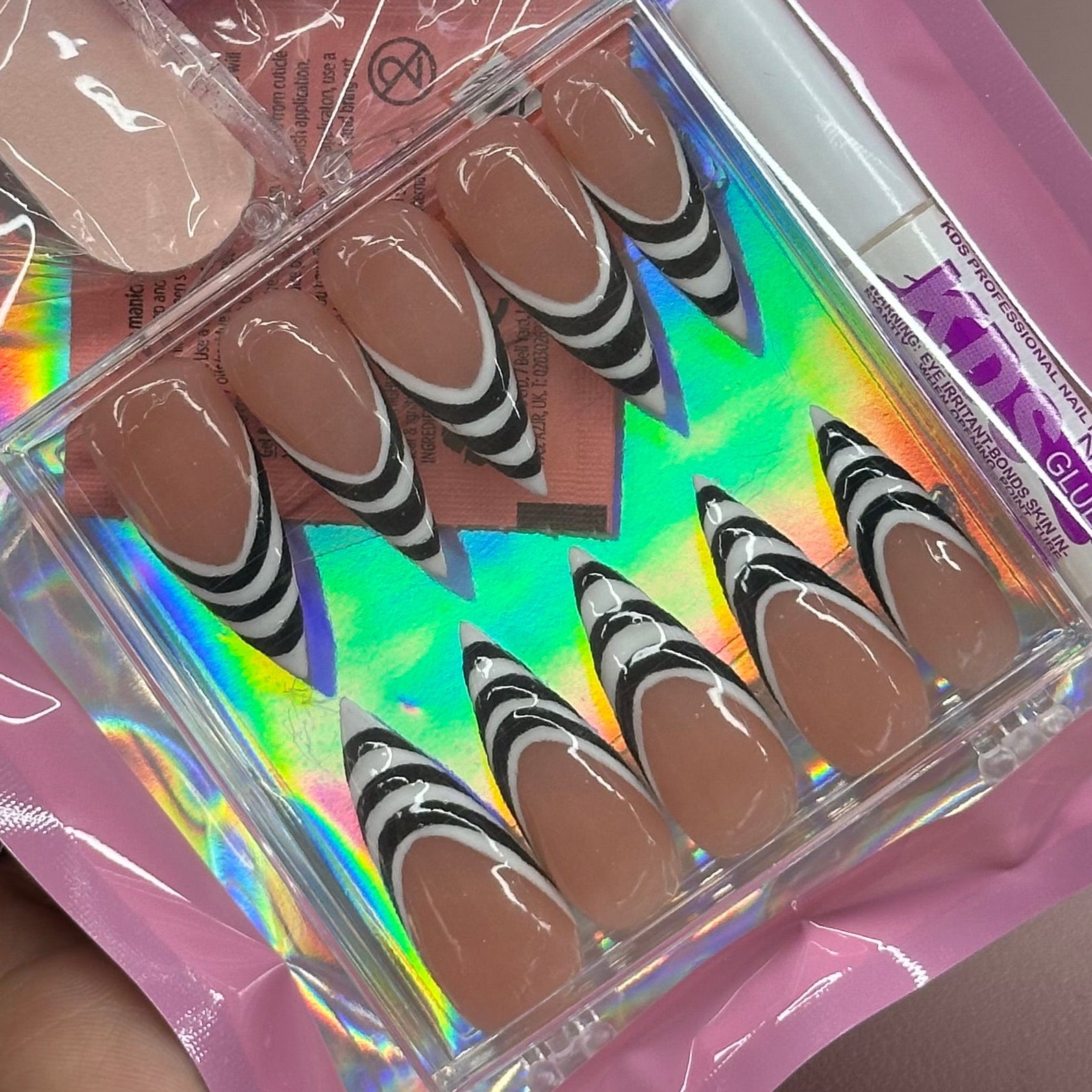 4 Custom Acrylic Press On Nails