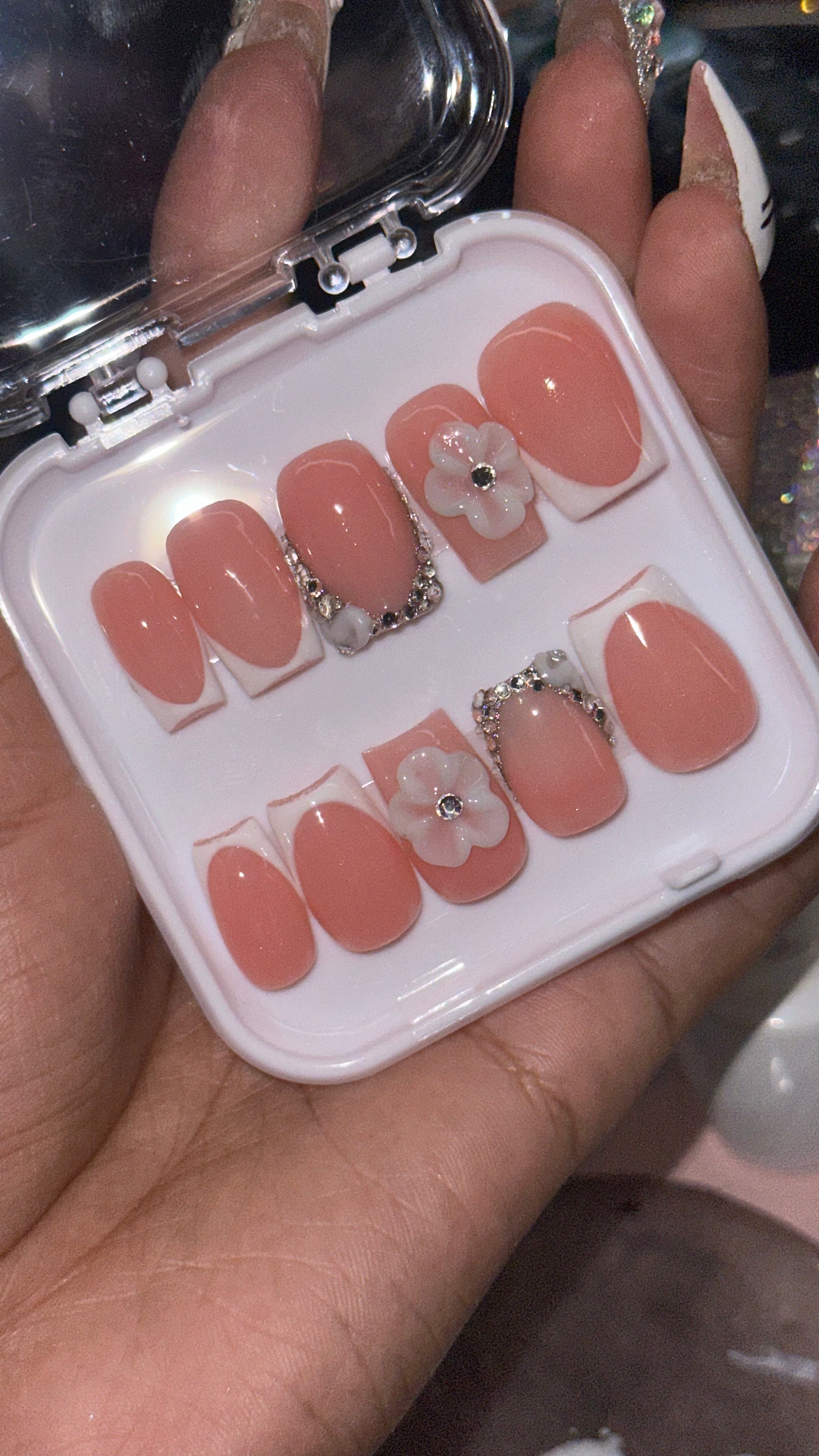 Short Custom Acrylic Press Ons (Simple Design)