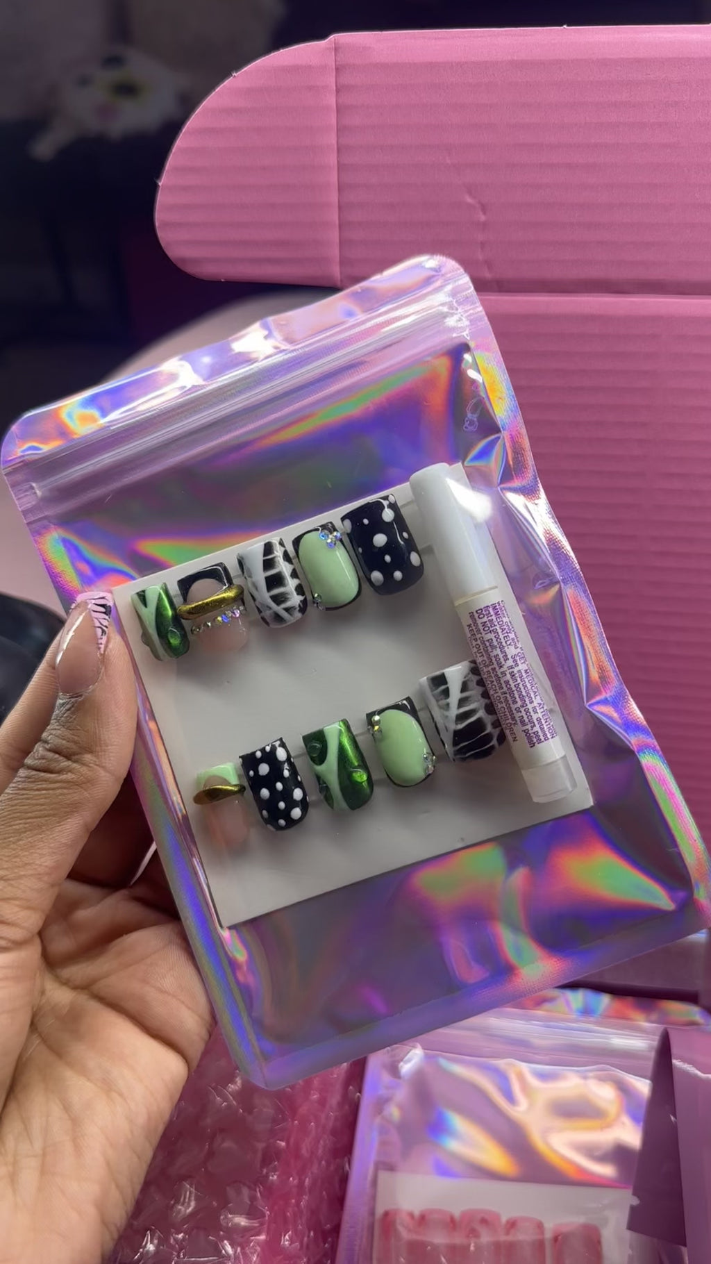 Short Custom Acrylic Press Ons (Extravagant Design)